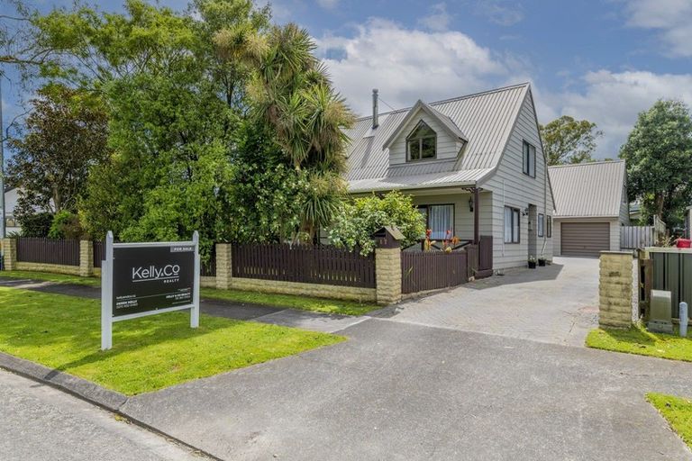 Photo of property in 17 Cobb Place, Otaki, 5512