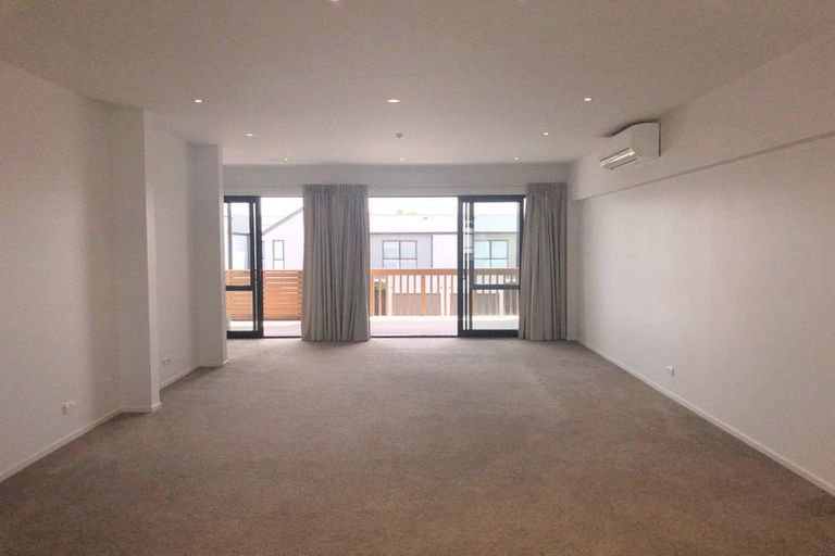 Photo of property in 65 Ninth View Avenue, Beachlands, Auckland, 2018