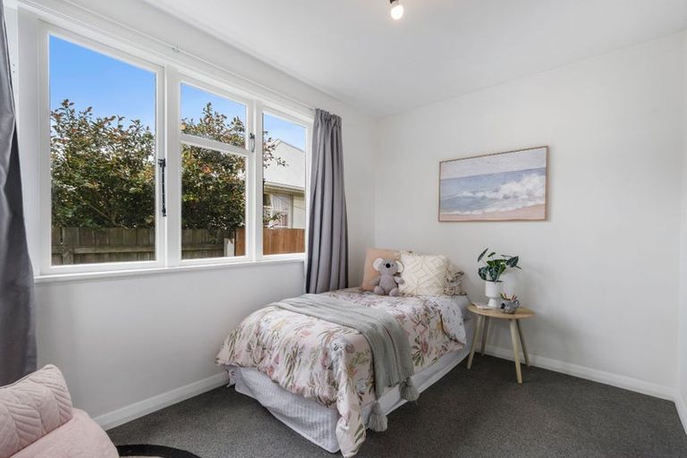 Photo of property in 21 Glenfield Crescent, Mairehau, Christchurch, 8052