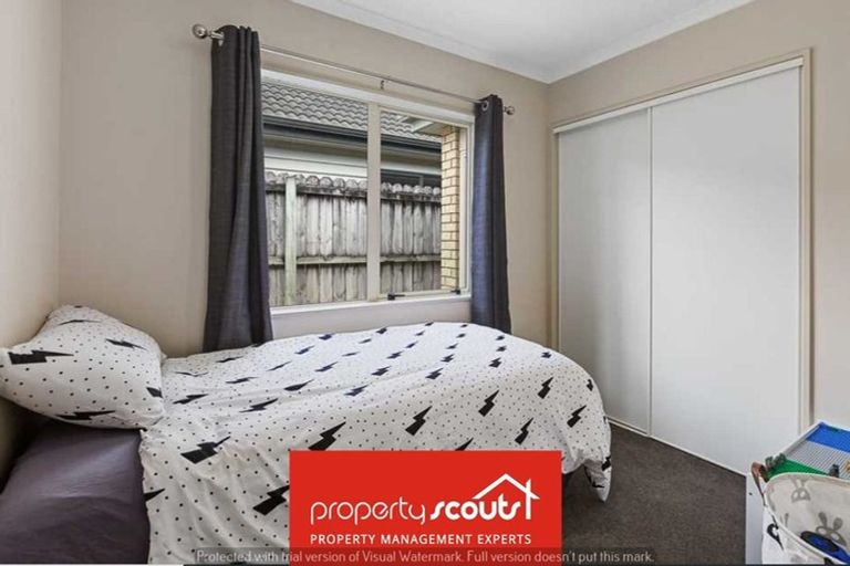 Photo of property in 10 Peachstone Lane, Henderson, Auckland, 0612