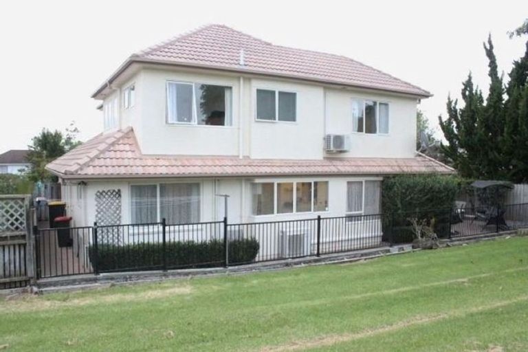 Photo of property in 2/5 Belgate Place, Somerville, Auckland, 2014