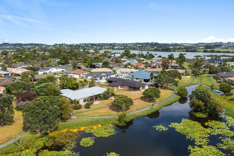 Photo of property in 9 Lakeside Drive, Orewa, 0931