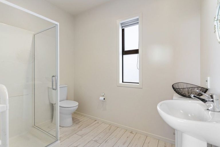 Photo of property in 102b Hinemoa Street, Whangamata, 3620