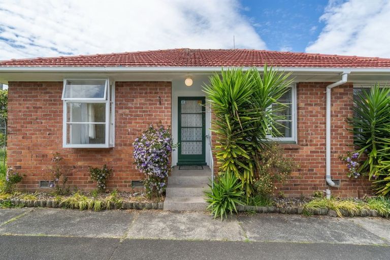 Photo of property in 20 Waterloo Road, Milford, Auckland, 0620