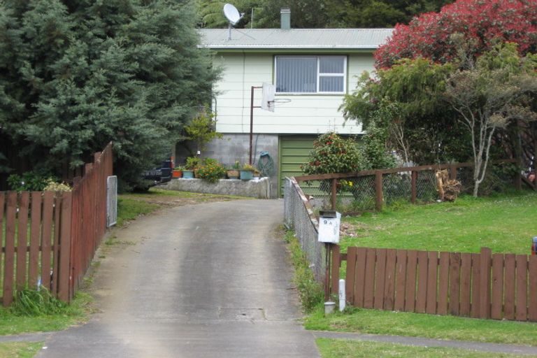 Photo of property in 9a Elgin Grove, Merrilands, New Plymouth, 4312