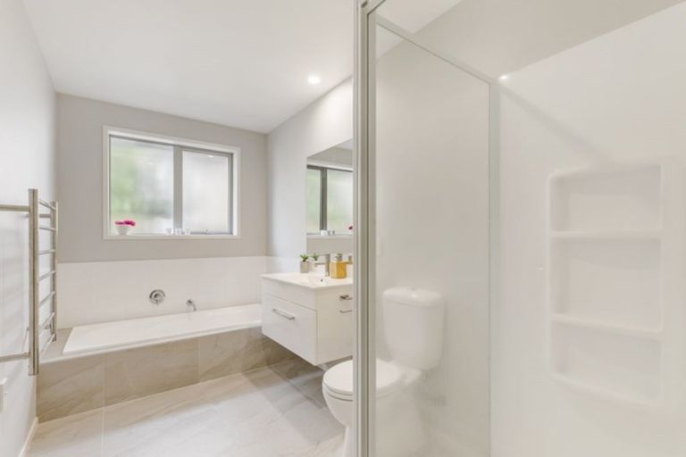 Photo of property in 1040b Papamoa Beach Road, Papamoa Beach, Papamoa, 3118