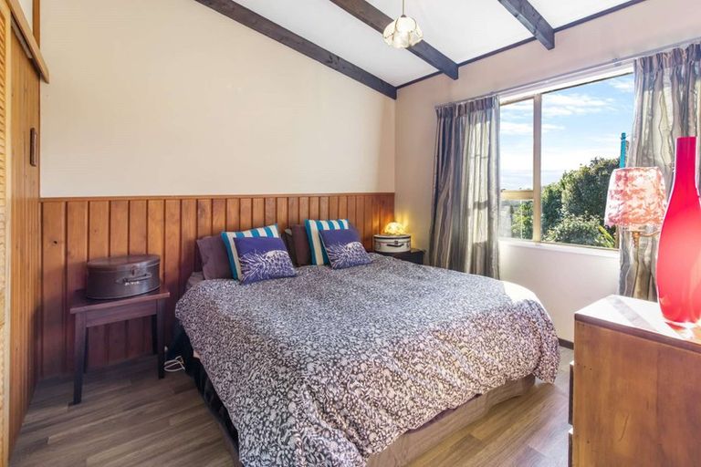 Photo of property in 52 Oxford Road, Lake Rotoma, Rotorua, 3074