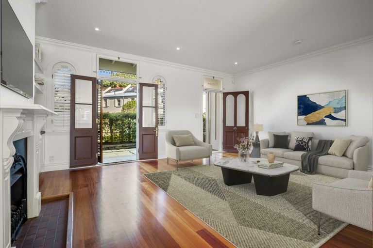 Photo of property in Domain Terraces, 1w George Street, Newmarket, Auckland, 1023