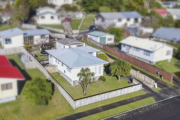 Photo of property in 15 Stockdale Street, Wainuiomata, Lower Hutt, 5014