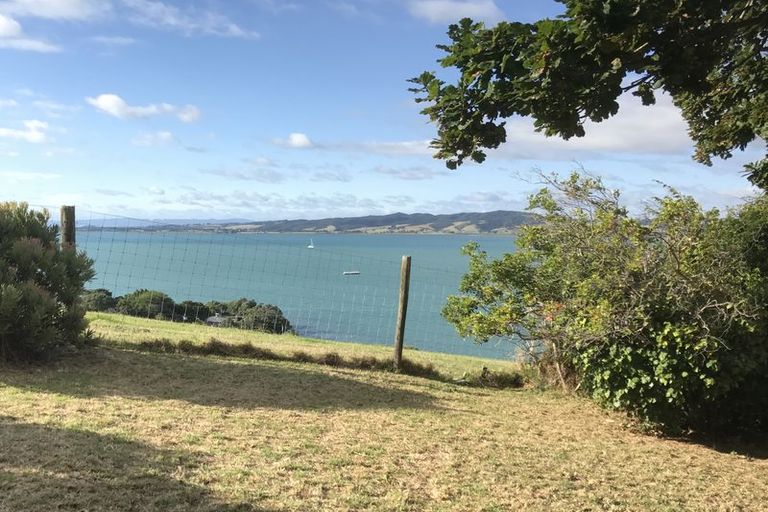 Photo of property in 27 Scott Court, Stokes Valley, Lower Hutt, 5019