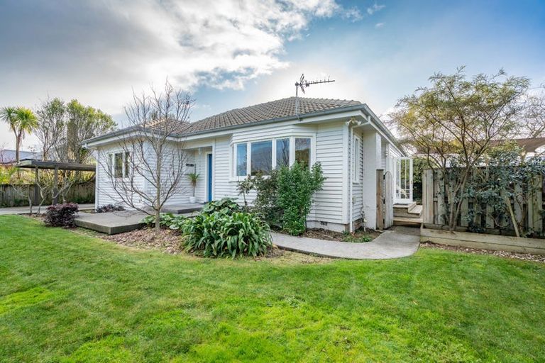 Photo of property in 45 Alfred Street, Fairfield, Hamilton, 3214
