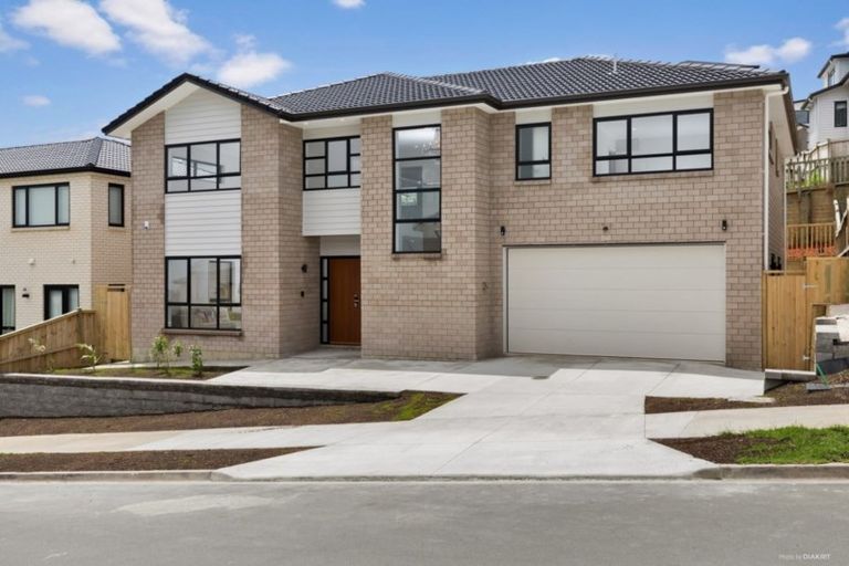 Photo of property in 4 Drover Close, Flat Bush, Auckland, 2019