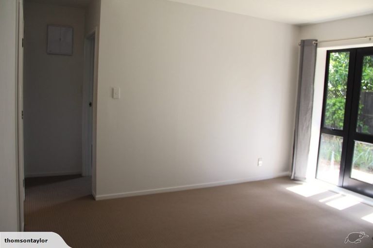 Photo of property in 3/57 Lake Road, Devonport, Auckland, 0624