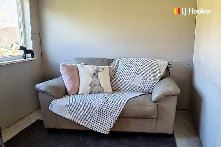 Photo of property in 1 Tiverton Street, Palmerston, 9430