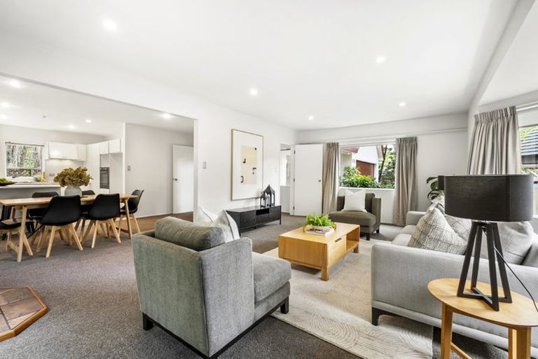 Photo of property in 5/37 Uppingham Crescent, Hillcrest, Auckland, 0627