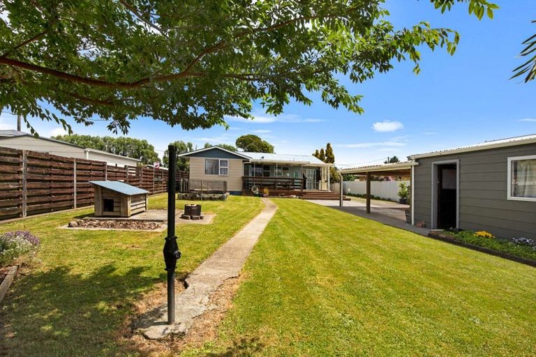 Photo of property in 11 Bovis Street, Shannon, 4821