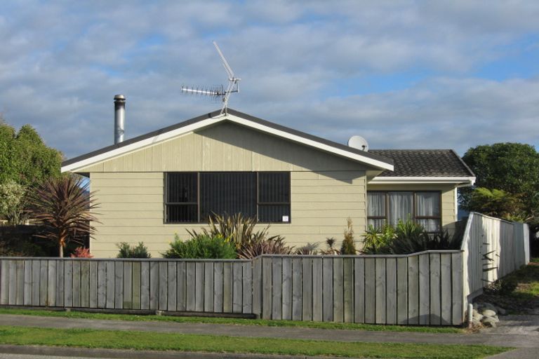 Photo of property in 50 Meadowvale Drive, Levin, 5510