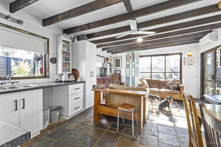 Photo of property in 23 South Terrace Road, Geraldine, 7930