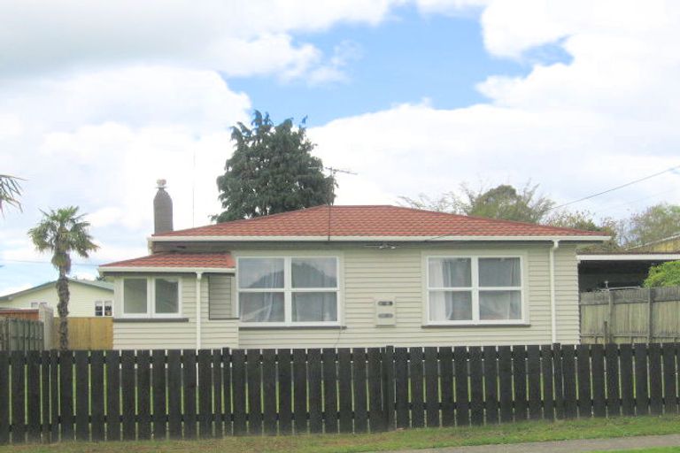 Photo of property in 56 Basley Road, Owhata, Rotorua, 3010