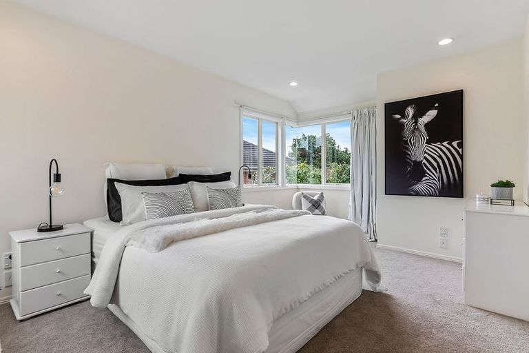 Photo of property in 11a Wheturangi Road, Greenlane, Auckland, 1051