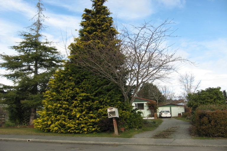 Photo of property in 25 Henry Street, Te Anau, 9600