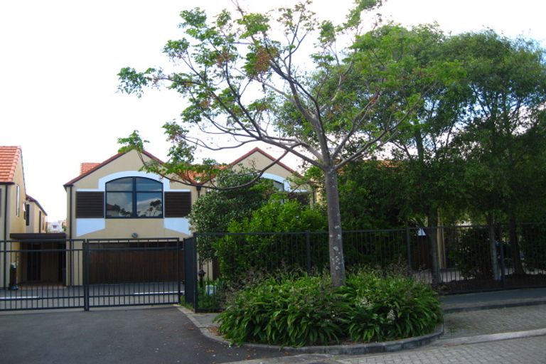 Photo of property in 109 Waterside Crescent, Gulf Harbour, Whangaparaoa, 0930