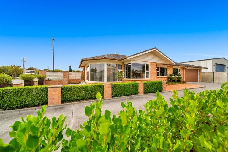 Photo of property in 11 Grey Street, Hawera, 4610