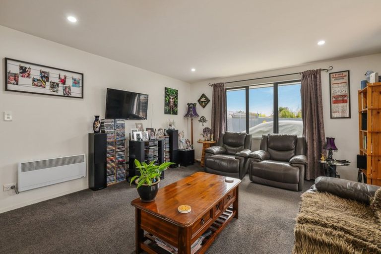 Photo of property in 2/183a Palmers Road, New Brighton, Christchurch, 8083