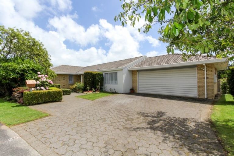 Photo of property in 9 Ashmore Drive, Frankleigh Park, New Plymouth, 4310