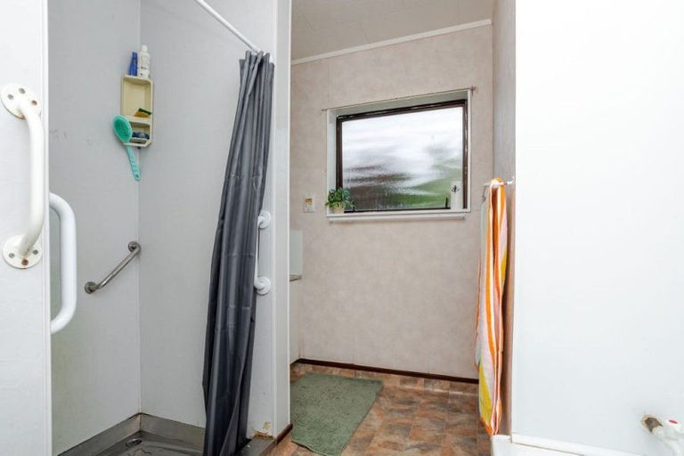 Photo of property in 44 Allardice Street, Dannevirke, 4930