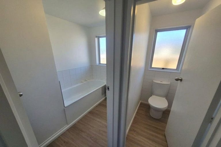Photo of property in 1/46 Prestons Road, Redwood, Christchurch, 8051