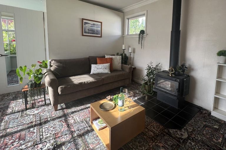 Photo of property in 16 Bradshaw Terrace, Riccarton, Christchurch, 8011