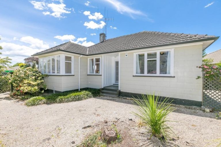 Photo of property in 2 Haultain Street, Fairfield, Hamilton, 3214