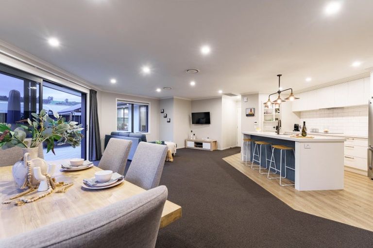 Photo of property in 13 Three Kings Court, Outram, 9019