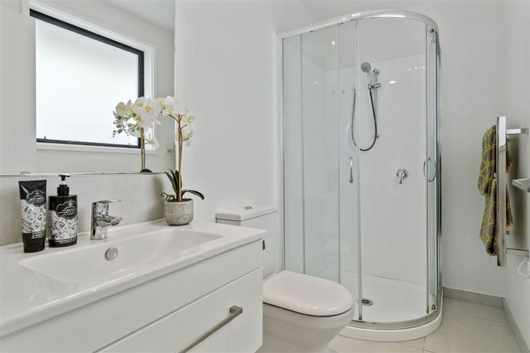 Photo of property in 28 Te Kio Crescent, Papamoa Beach, Papamoa, 3118