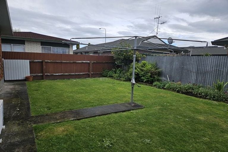 Photo of property in 2 Edwards Place, Terrace End, Palmerston North, 4410