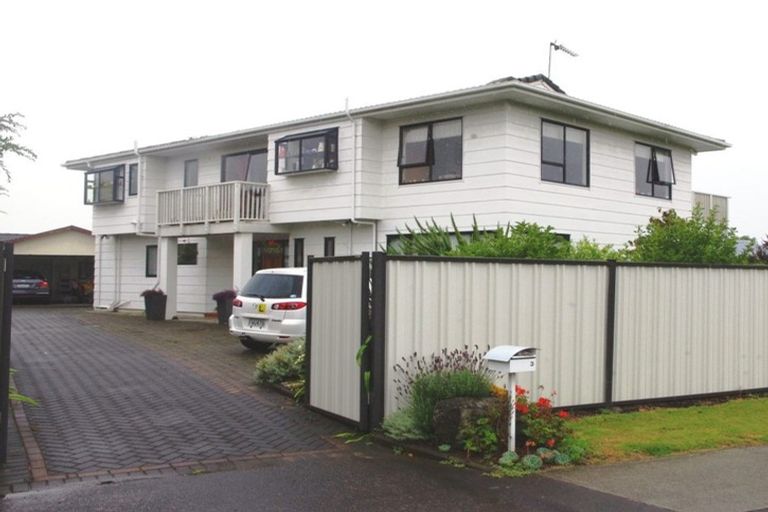 Photo of property in 3 Nadine Place, Mangere Bridge, Auckland, 2022