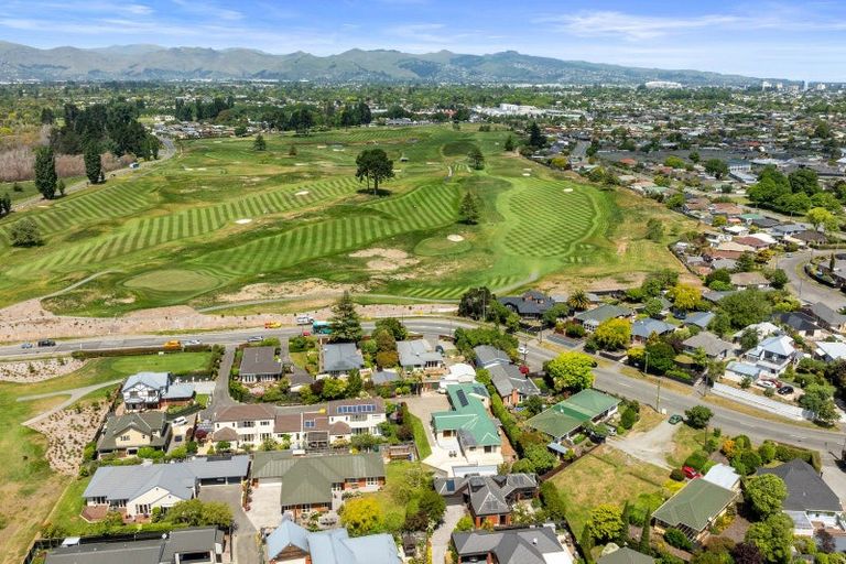 Photo of property in 232 Lake Terrace Road, Shirley, Christchurch, 8061