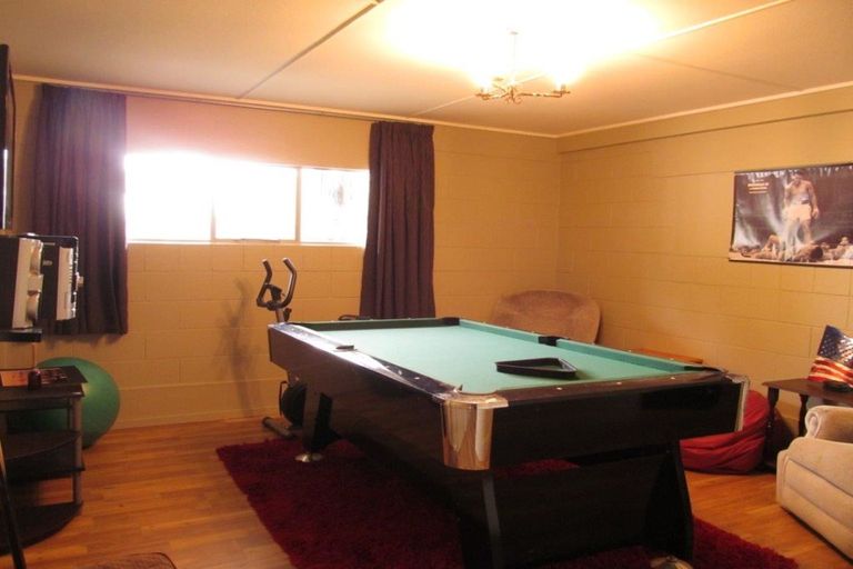 Photo of property in 2 Chapple Street, Alexandra, 9320