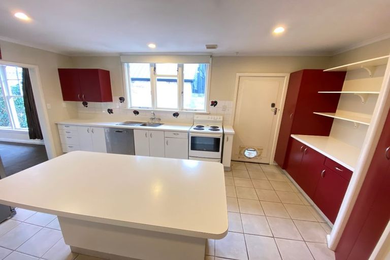 Photo of property in 1/17 Woodford Terrace, Ilam, Christchurch, 8053