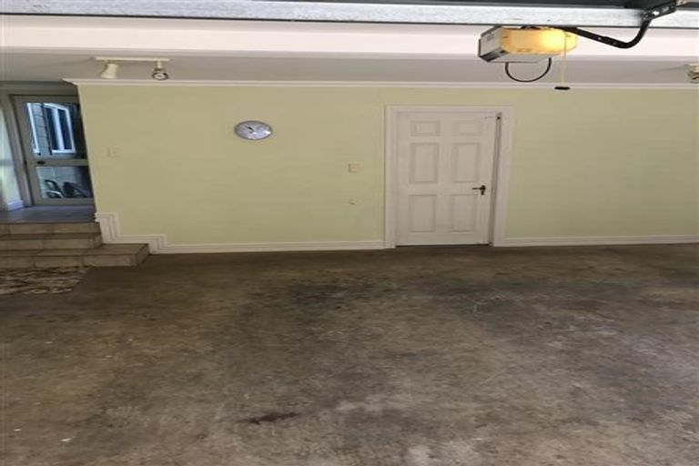 Photo of property in 26 Awhiorangi Promenade, Swanson, Auckland, 0816