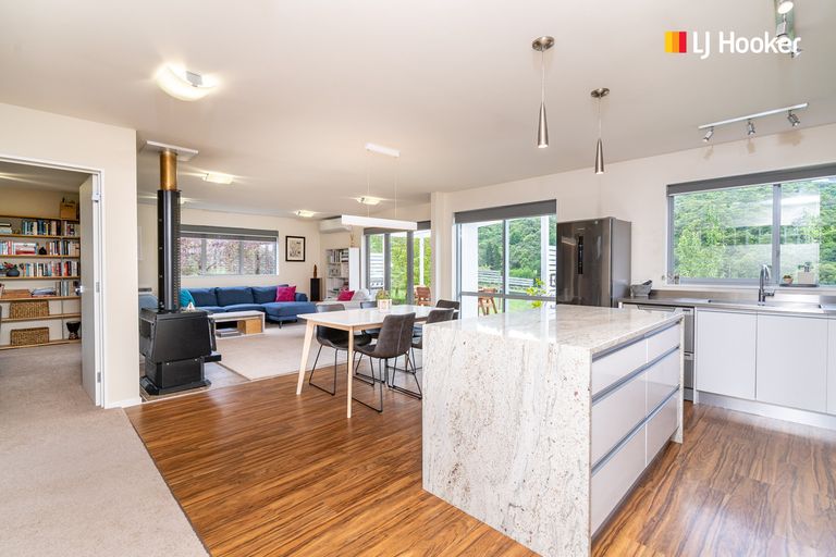 Photo of property in 25 Sretlaw Place, Brockville, Dunedin, 9011