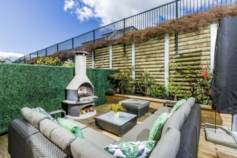 Photo of property in 6 Turutu Place, Long Bay, Auckland, 0630