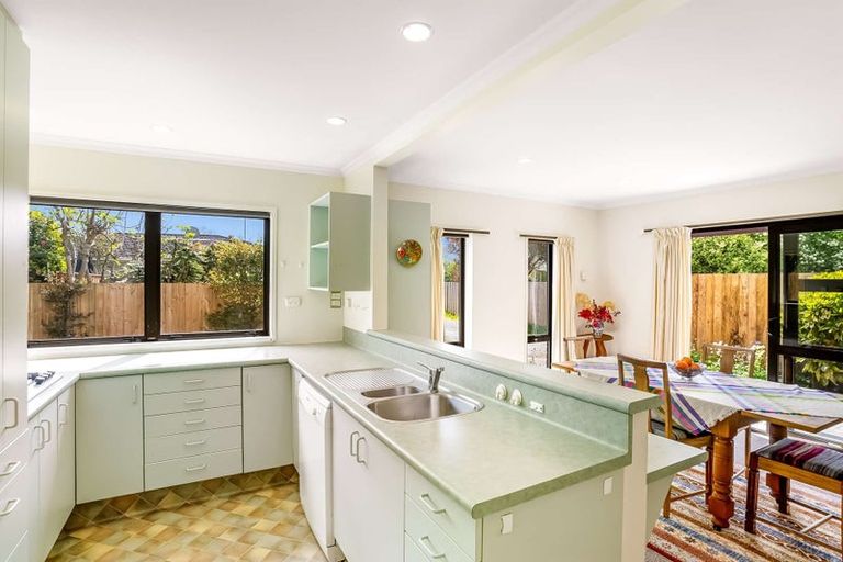 Photo of property in 10b Wedgewood Avenue, Cashmere, Christchurch, 8022