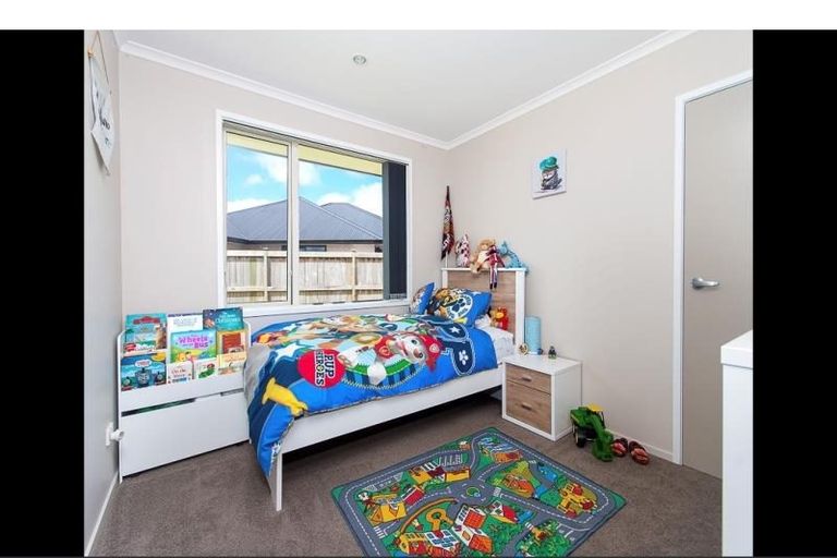 Photo of property in 9 Mcneish Place, Pokeno, 2402