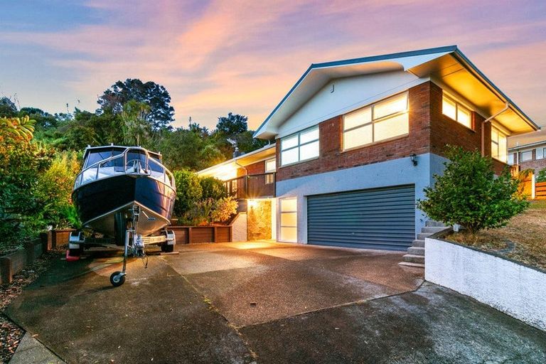 Photo of property in 31 Stredwick Drive, Torbay, Auckland, 0630