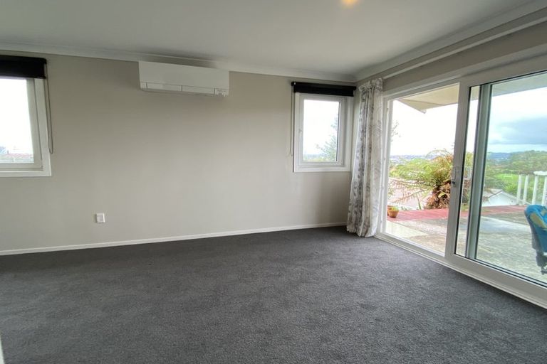 Photo of property in 34 Donovan Avenue, Massey, Auckland, 0614