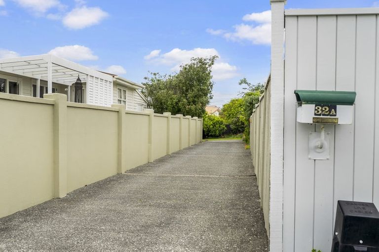Photo of property in 32a Pine Road, Orewa, 0931