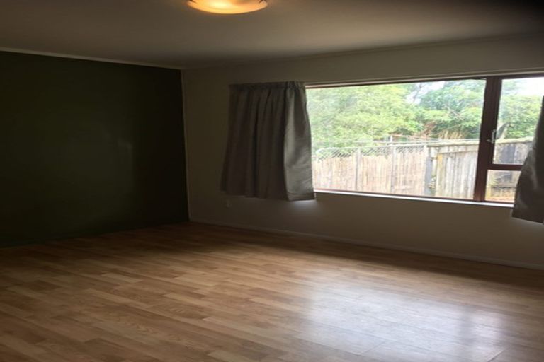 Photo of property in 1/44 Megan Avenue, Pakuranga Heights, Auckland, 2010