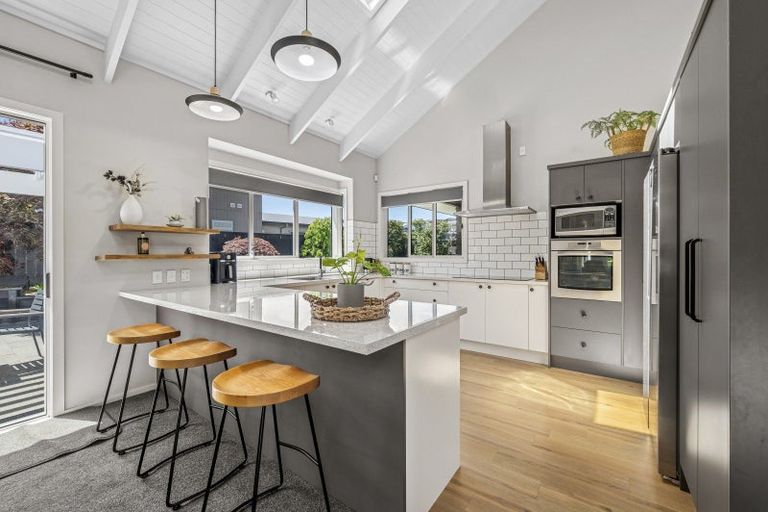 Photo of property in 9 Coprosma Crescent, Waipahihi, Taupo, 3330